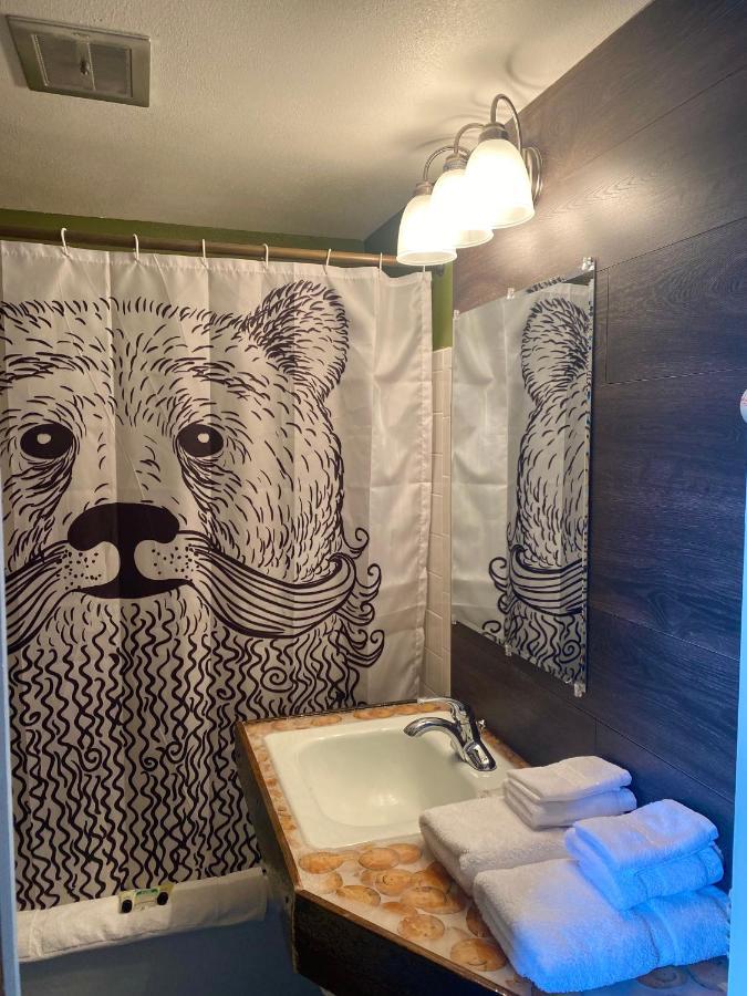 Moosehead Lodge Rangely Экстерьер фото