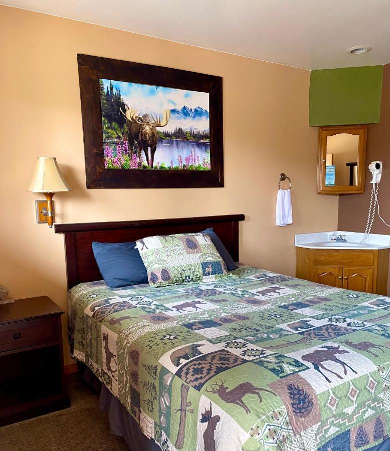 Moosehead Lodge Rangely Экстерьер фото