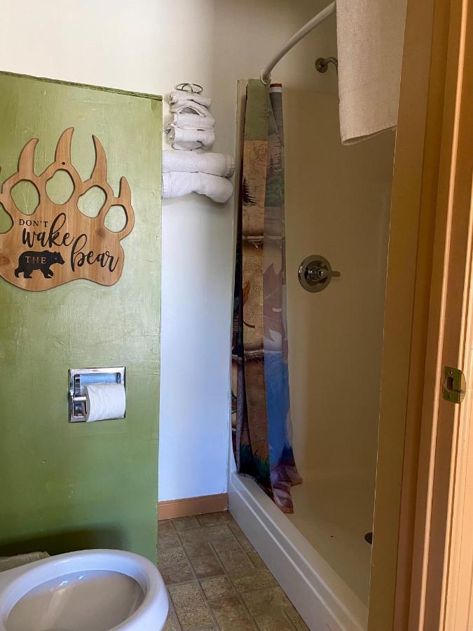 Moosehead Lodge Rangely Экстерьер фото